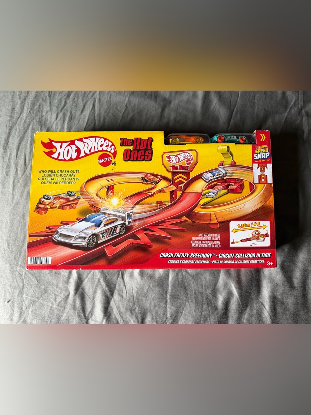 Mattel Hot Wheels Crash Frenzy Speedway Playset - Red & Yellow